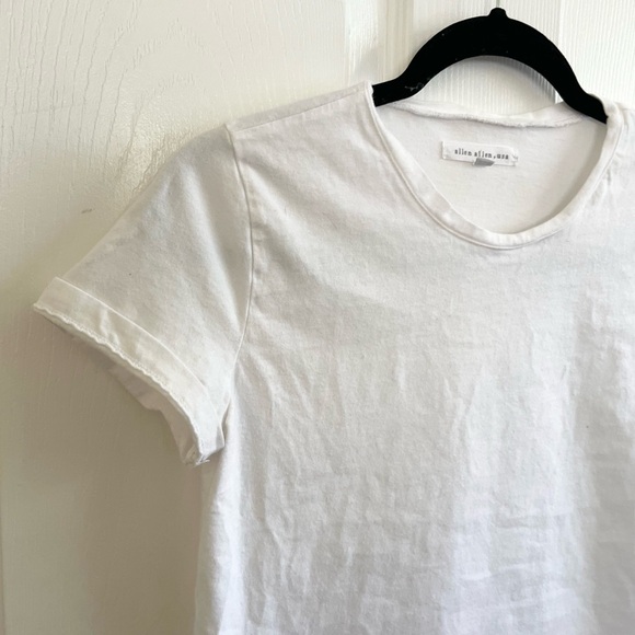 5 for $25! Allen Allen USA White T-shirt Medium - Picture 2 of 4